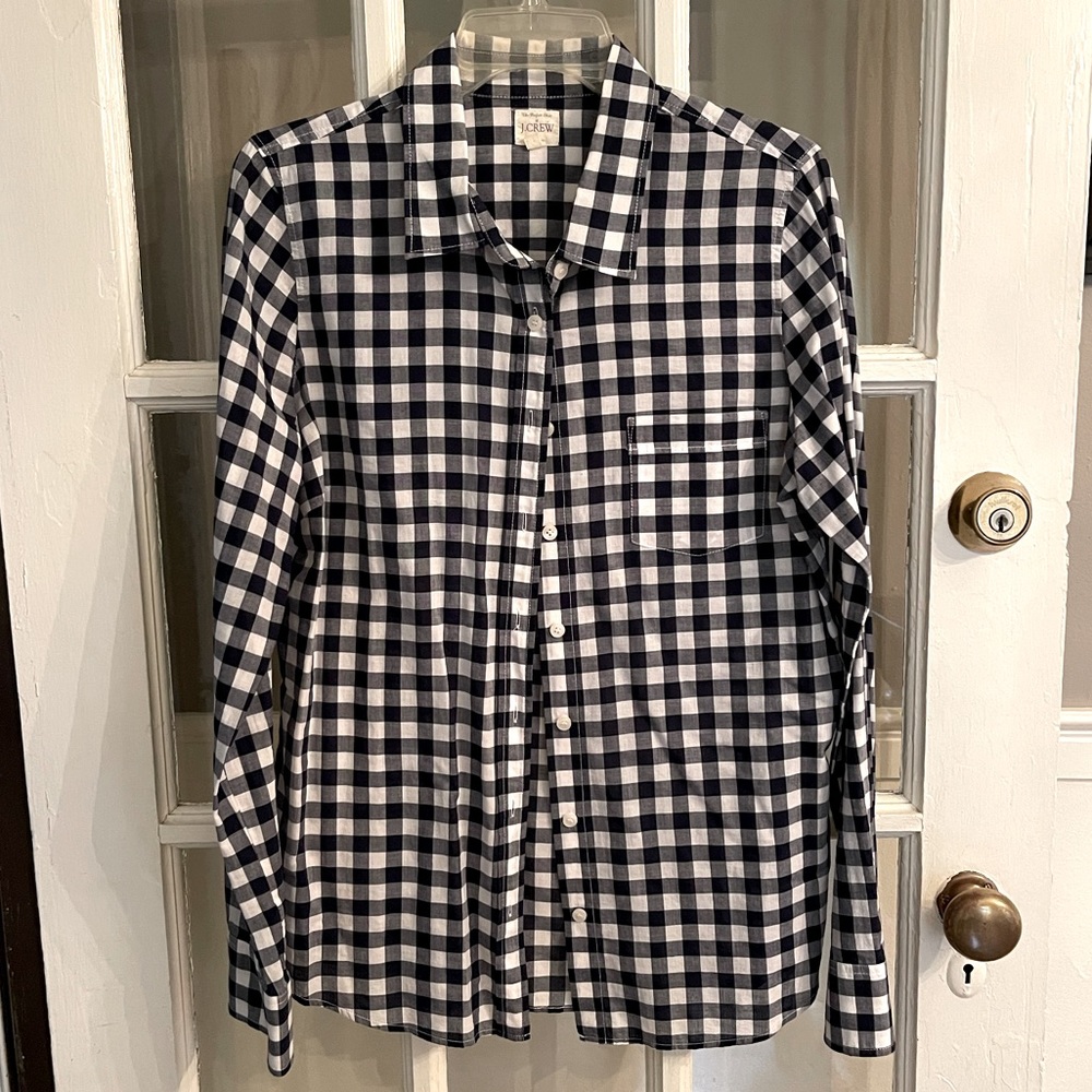 J.Crew Navy and White Gingham Button down  shirt M perfect fit